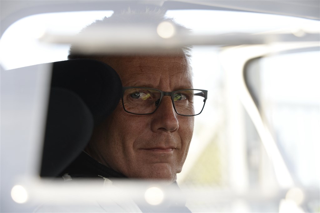 Snart kan Ib Kragh sætte sig ind i sin nye Citroën og give gas